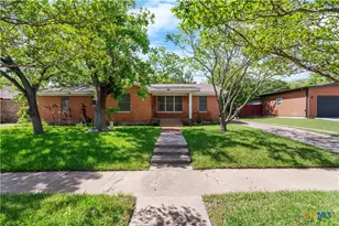 1412 E Leon St, Gatesville, TX 76528 - Photo 29