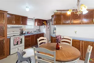 603 E George St, Port Lavaca, TX 77979 - Photo 7