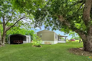 603 E George St, Port Lavaca, TX 77979 - Photo 5