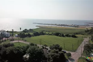 603 E George St, Port Lavaca, TX 77979 - Photo 3