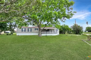 603 E George St, Port Lavaca, TX 77979 - Photo 1