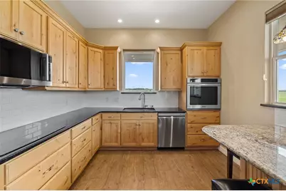 395 Old Seguin Road, San Marcos, TX 78666 - Photo 7
