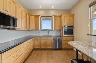395 Old Seguin Rd, San Marcos, TX 78666 - Photo 7