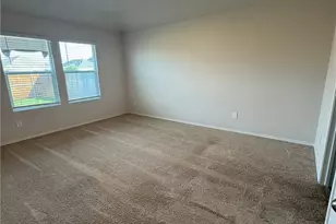 208 Ida Loop, Seguin, TX 78155 - Photo 11
