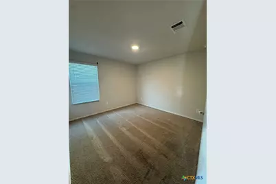 208 Ida Loop, Seguin, TX 78155 - Photo 9