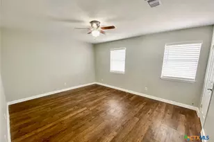 1905 N Ben Wilson St, Victoria, TX 77901 - Photo 5