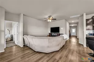 1207 Prospector Trl, Harker Heights, TX 76548 - Photo 9