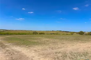 1037 Co Rd 340, Shiner, TX 77984 - Photo 13