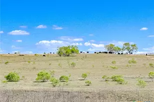1037 Co Rd 340, Shiner, TX 77984 - Photo 21