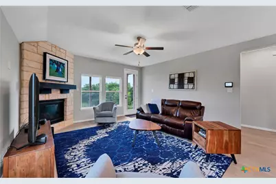 1649 Ranch House, New Braunfels, TX 78132 - Photo 5