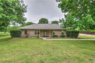 18 S College Ave, Troy, TX 76579 - Photo 1