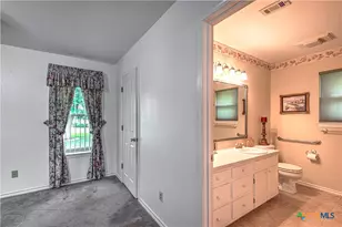 18 S College Ave, Troy, TX 76579 - Photo 17