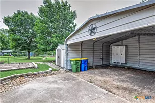 18 S College Ave, Troy, TX 76579 - Photo 27