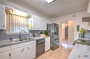 18 S College Ave, Troy, TX 76579 - Photo 13