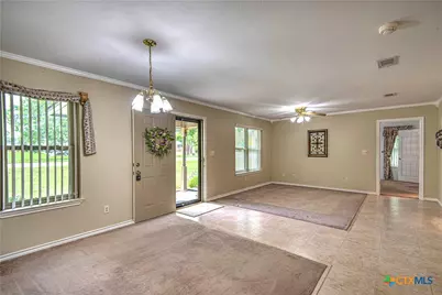 18 S College Avenue, Troy, TX 76579 - Photo 9