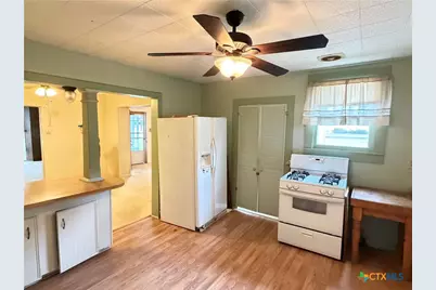 239 W High Street, Goliad, TX 77963 - Photo 27