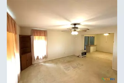 239 W High Street, Goliad, TX 77963 - Photo 17