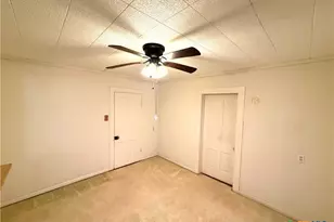 239 W High St, Goliad, TX 77963 - Photo 21