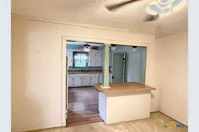 239 W High Street, Goliad, TX 77963 - Photo 25