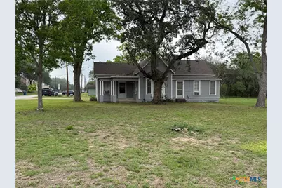 239 W High Street, Goliad, TX 77963 - Photo 3