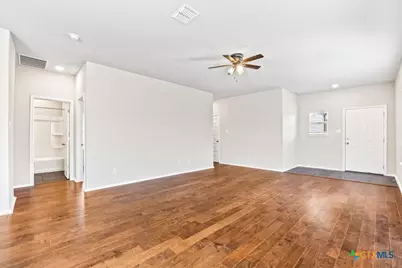 1053 Fisher Way, New Braunfels, TX 78130 - Photo 15