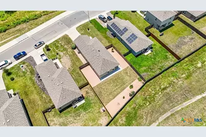 1053 Fisher Way, New Braunfels, TX 78130 - Photo 35