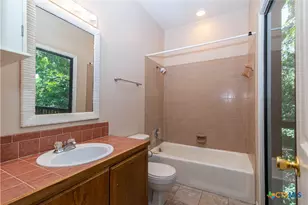 310 Pat Garrison St, San Marcos, TX 78666 - Photo 9
