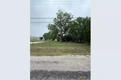 1105 S De Leon St. Street, Victoria, TX 77901 - Photo 1