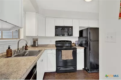 201 Ridgewood, San Marcos, TX 78666 - Photo 3