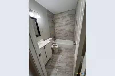 2001 S 9th Street, Temple, TX 76504 - Photo 7