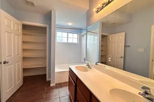 2050 Lisa Ln, San Marcos, TX 78666 - Photo 29