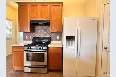 2050 Lisa Lane, San Marcos, TX 78666 - Photo 9