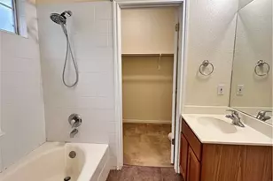 2050 Lisa Ln, San Marcos, TX 78666 - Photo 15