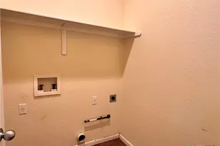 2050 Lisa Ln, San Marcos, TX 78666 - Photo 21