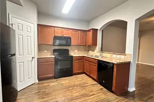 417 Capistrano Dr, San Marcos, TX 78666 - Photo 13