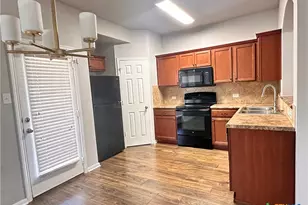 417 Capistrano Dr, San Marcos, TX 78666 - Photo 9