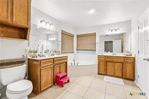 2402 Lavender Ln, Killeen, TX 76549 - Photo 9