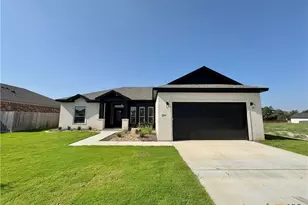 701 Golden Eagle Dr, Salado, TX 76571 - Photo 1