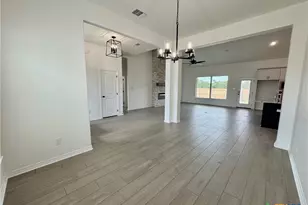 701 Golden Eagle Dr, Salado, TX 76571 - Photo 7