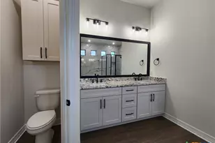 801 Golden Eagle Cv, Salado, TX 76571 - Photo 29