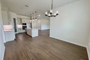 801 Golden Eagle Cv, Salado, TX 76571 - Photo 13