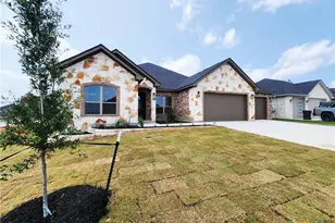 801 Golden Eagle Cv, Salado, TX 76571 - Photo 3