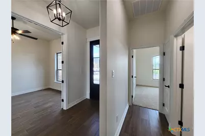 801 Golden Eagle Cove, Salado, TX 76571 - Photo 9