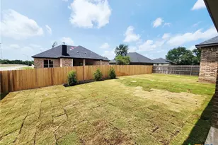 801 Golden Eagle Cv, Salado, TX 76571 - Photo 43