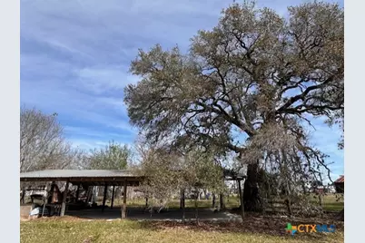 271 W Fm 884, Goliad, TX 77963 - Photo 7