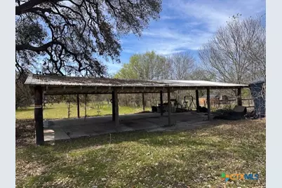 271 W Fm 884, Goliad, TX 77963 - Photo 5
