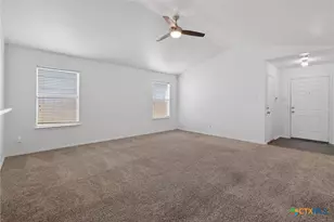 374 Copper Mountain, New Braunfels, TX 78130 - Photo 3