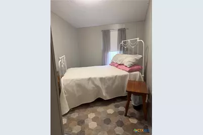 1635 County Road 409, Stockdale, TX 78160 - Photo 19