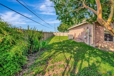 127 Tradewind Drive, Victoria, TX 77904 - Photo 33
