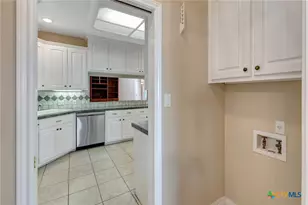 127 Tradewind Dr, Victoria, TX 77904 - Photo 23